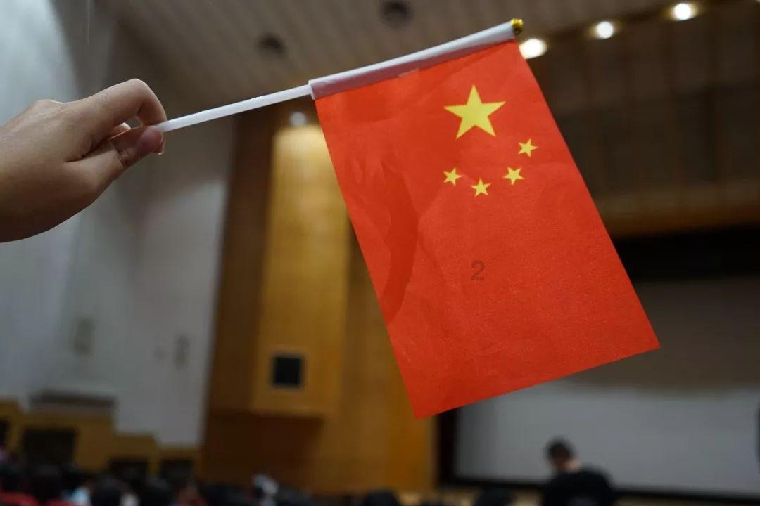 神秘莫测的湛蓝:克罗地亚的“海洋之瞳” | 每日一图 狐瞰世界